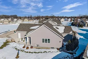 5010 W Woods Creek Ln, Appleton, WI 54913 - Photo 28