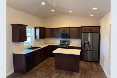 N3903 Wettering Way, Kaukauna, WI 54130 - Photo 2