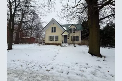 52 N Main Street, Clintonville, WI 54929 - Photo 2