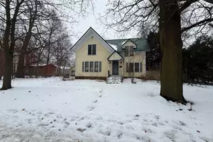 52 N Main St, Clintonville, WI 54929 - Photo 2