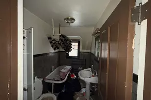 52 N Main St, Clintonville, WI 54929 - Photo 16