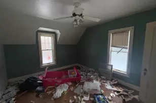 52 N Main St, Clintonville, WI 54929 - Photo 10