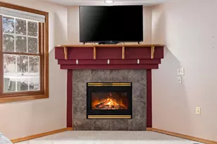 2575 Telluride Trail, Howard, WI 54313 - Photo 10