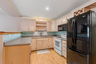 2575 Telluride Trail, Howard, WI 54313 - Photo 8