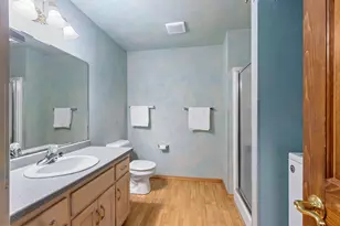 2575 Telluride Trail, Howard, WI 54313 - Photo 18