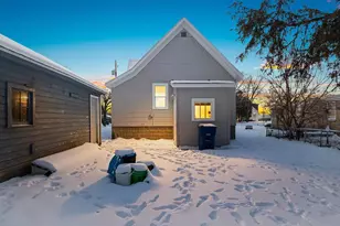 1607 Farlin Ave, Green Bay, WI 54302 - Photo 2