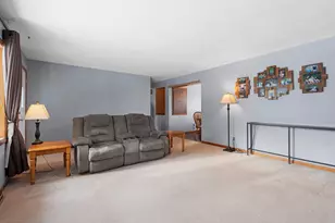 270 Walnut St, Manawa, WI 54949 - Photo 6