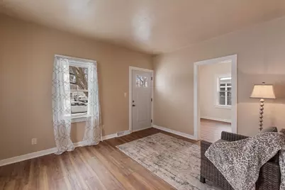 581 Emma Street, Fond du Lac, WI 54935 - Photo 6