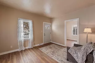 581 Emma St, Fond du Lac, WI 54935 - Photo 6