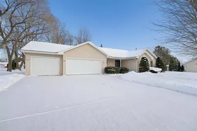 2918 N Appleton Street, Appleton, WI 54911 - Photo 1