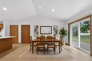 2918 N Appleton St, Appleton, WI 54911 - Photo 6