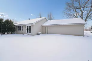 2918 N Appleton St, Appleton, WI 54911 - Photo 4