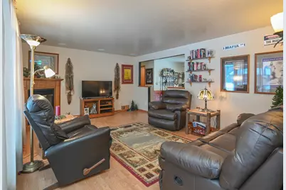 1403 Emir Street, Green Bay, WI 54313 - Photo 2