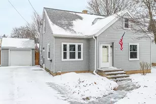 1215 McCormick St, Green Bay, WI 54301 - Photo 1