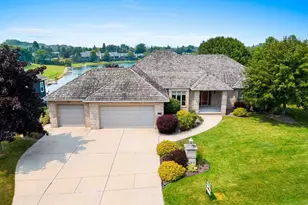 3399 Sonata Dr, Green Bay, WI 54311 - Photo 2