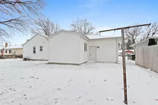 723 Robbins St, Seymour, WI 54165 - Photo 28