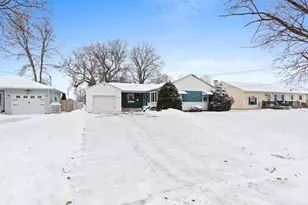 723 Robbins St, Seymour, WI 54165 - Photo 34