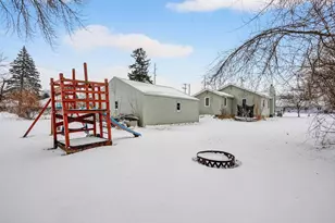523 Michigan St, Omro, WI 54963 - Photo 20