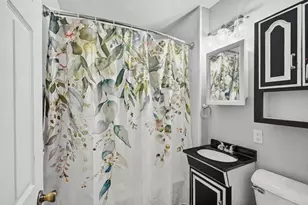 523 Michigan St, Omro, WI 54963 - Photo 14