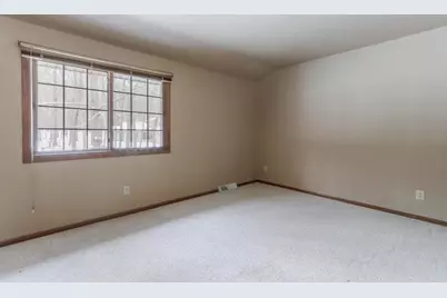 E2315 Woodridge Drive, Waupaca, WI 54981 - Photo 24