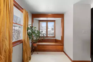 540 N Henry St, Green Bay, WI 54302 - Photo 8