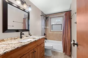 540 N Henry St, Green Bay, WI 54302 - Photo 14