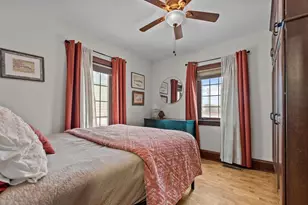 913 Desnoyer St, Kaukauna, WI 54130 - Photo 8