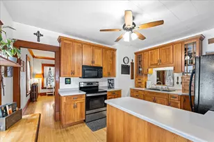 218 E Division St, Kaukauna, WI 54130 - Photo 10