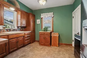 128 Dewey St, Brillion, WI 54110 - Photo 8