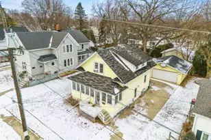 128 Dewey St, Brillion, WI 54110 - Photo 28