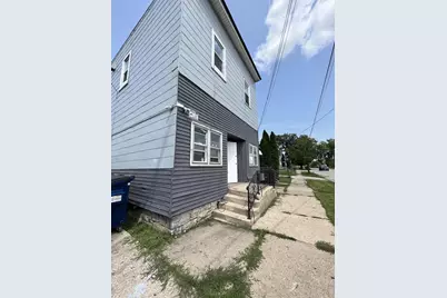 177 W 2nd Street, Fond du Lac, WI 54935 - Photo 2