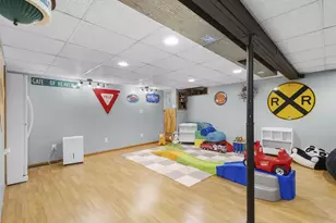 975 Clover St, Menasha, WI 54952 - Photo 16