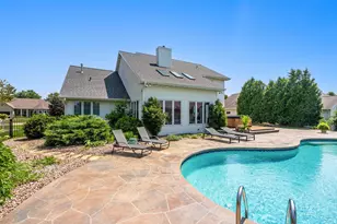 124 Shelley Ln, De Pere, WI 54115 - Photo 8