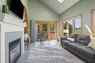 124 Shelley Ln, De Pere, WI 54115 - Photo 18
