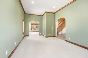 876 Estate Dr, Fond du Lac, WI 54935 - Photo 6