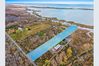 4132 Bayside Road, Suamico, WI 54173 - Photo 4