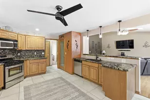 W5946 Sweet Pea Dr, Appleton, WI 54915 - Photo 6