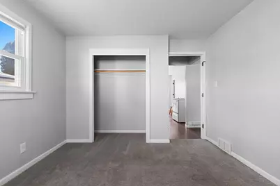 421 Abrams Street, Green Bay, WI 54302 - Photo 12