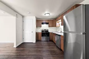 2130 Elm View Dr, Ashwaubenon, WI 54304 - Photo 6