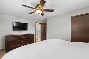 1729 N Blossom Dr, Appleton, WI 54914 - Photo 16