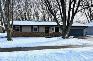 1712 Thelen Ave, Kaukauna, WI 54130 - Photo 2