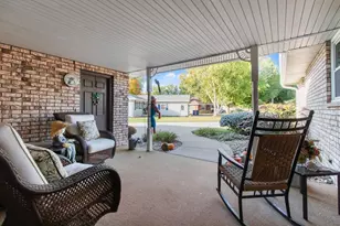 608 Michigan Ln Ct, Kaukauna, WI 54130 - Photo 4