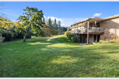 608 Michigan Lane Court, Kaukauna, WI 54130 - Photo 8