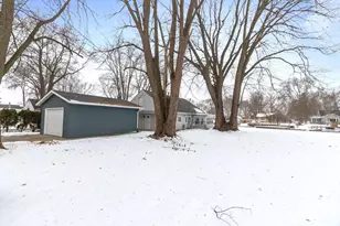 958 Cozy Ln, Oshkosh, WI 54901 - Photo 24