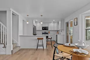 752 Lakecrest Dr, Menasha, WI 54952 - Photo 10