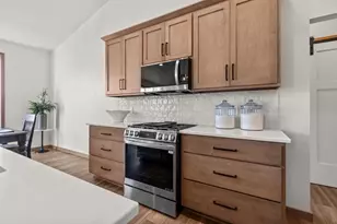 N8856 Dublin, Menasha, WI 54952 - Photo 16