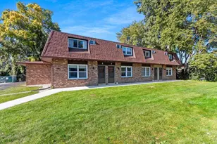 2130 Elm View Dr, Ashwaubenon, WI 54304 - Photo 26