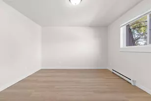 2130 Elm View Dr, Ashwaubenon, WI 54304 - Photo 10