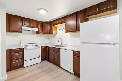 2130 Elmview Drive #H, Ashwaubenon, WI 54304 - Photo 6