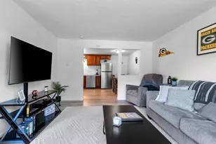 2130 Elm View Dr, Ashwaubenon, WI 54304 - Photo 4